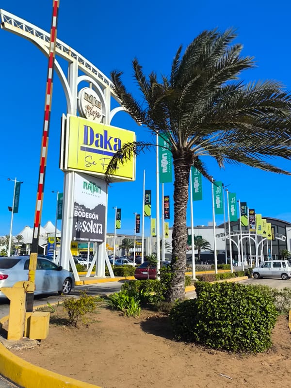 Evening street life captured in Pampatar, Venezuela shopping district