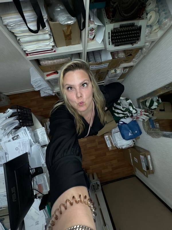 Woman photographed in office and transport settings in Noviy