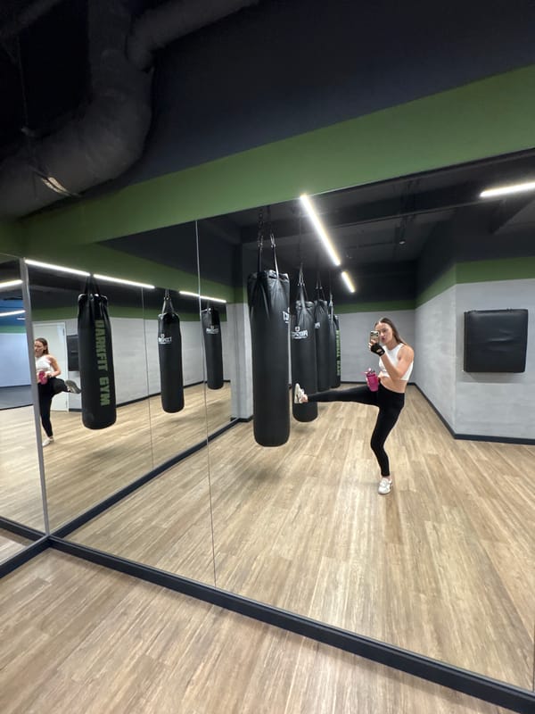 Gym session in Sochi: treadmill runs, selfies, and boxing bags