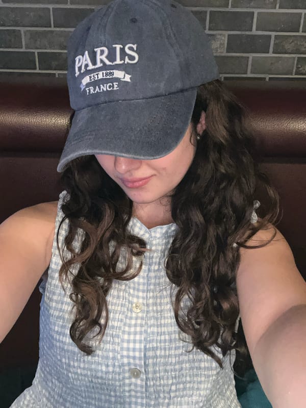 Late-night entertainment complex activities captured in San Bernardino Tlaxcalancingo