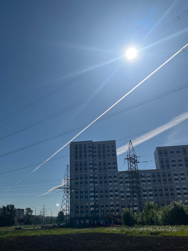 Clear skies, power infrastructure observed in Saint Petersburg morning