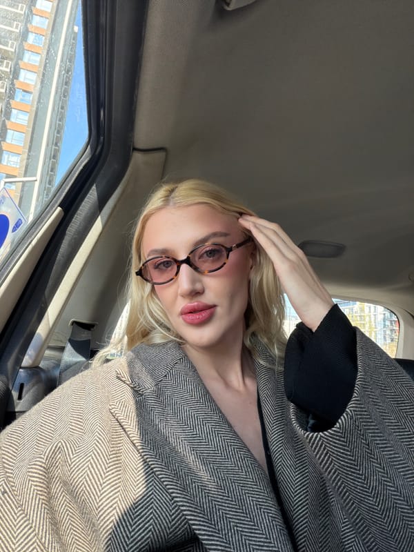 Casual afternoon moments documented across Belgrade neighborhoods