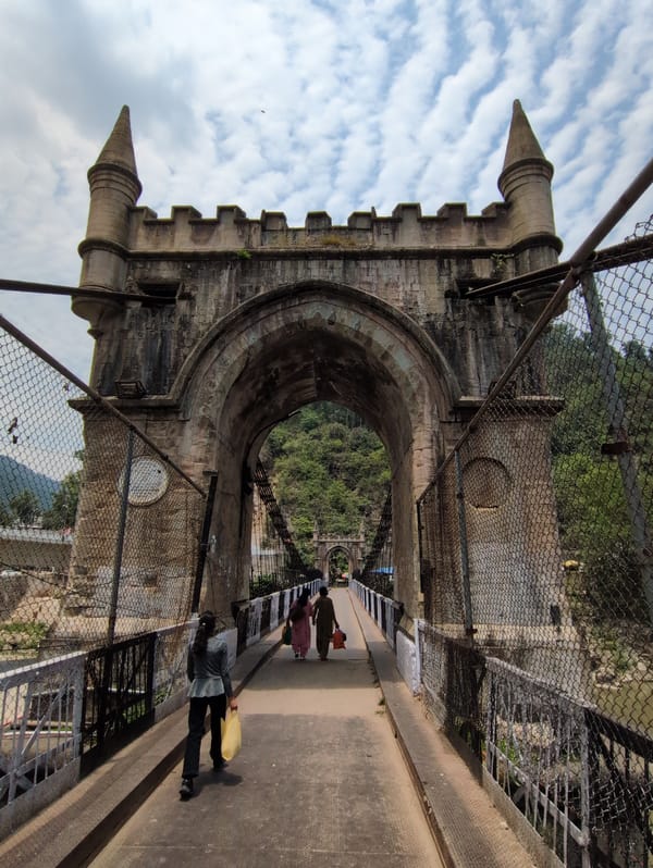 Morning street life and religious moments across Mandi's old town