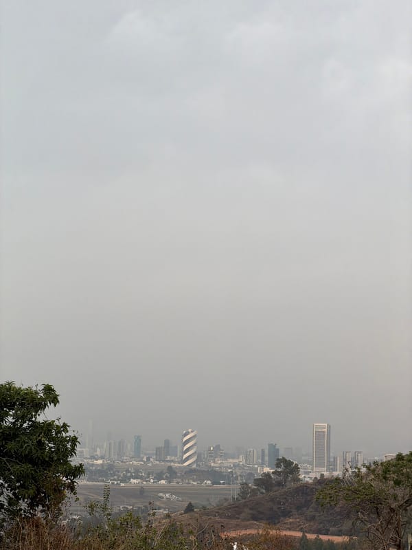Heavy smog blankets Santa Clara Ocoyucan cityscape overnight