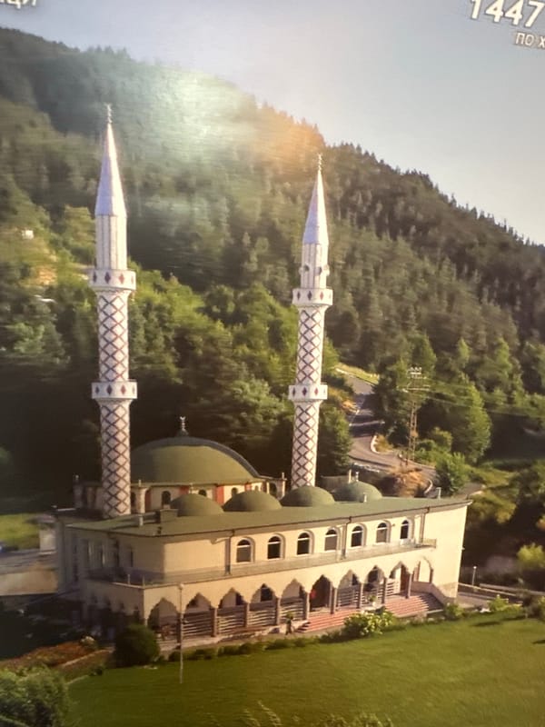 Personal belongings and mosque documented in Bulgarian village