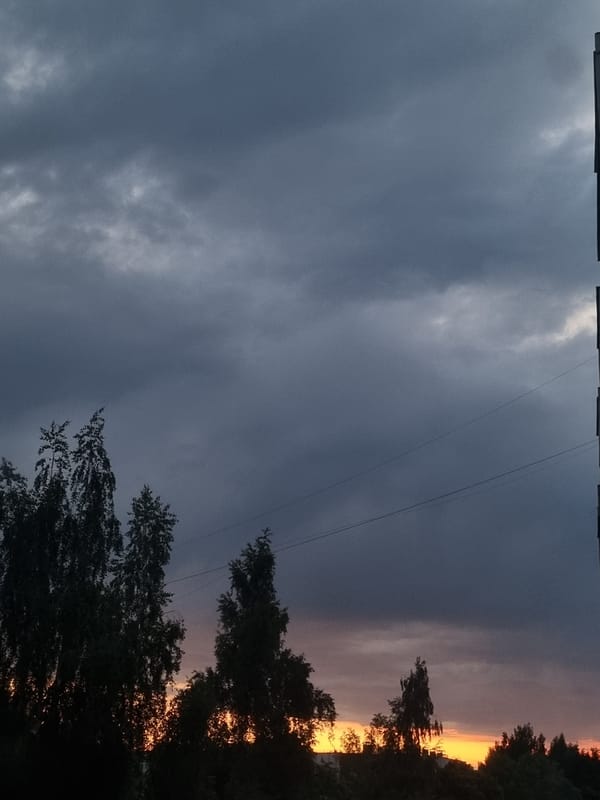 Dramatic sunset observed over Chaikovsky, Russia