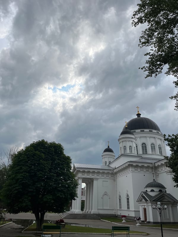 Nizhny Novgorod's cathedrals, statues, and monuments in one pass