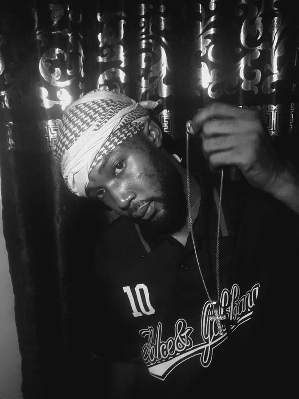 Man documents evening with selfies, cross necklace in Lokoja