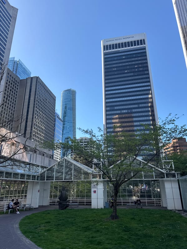 Clear skies over Vancouver's modern architecture and green spaces