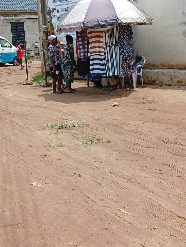 Outdoor market activity captured in Owerri, Nigeria