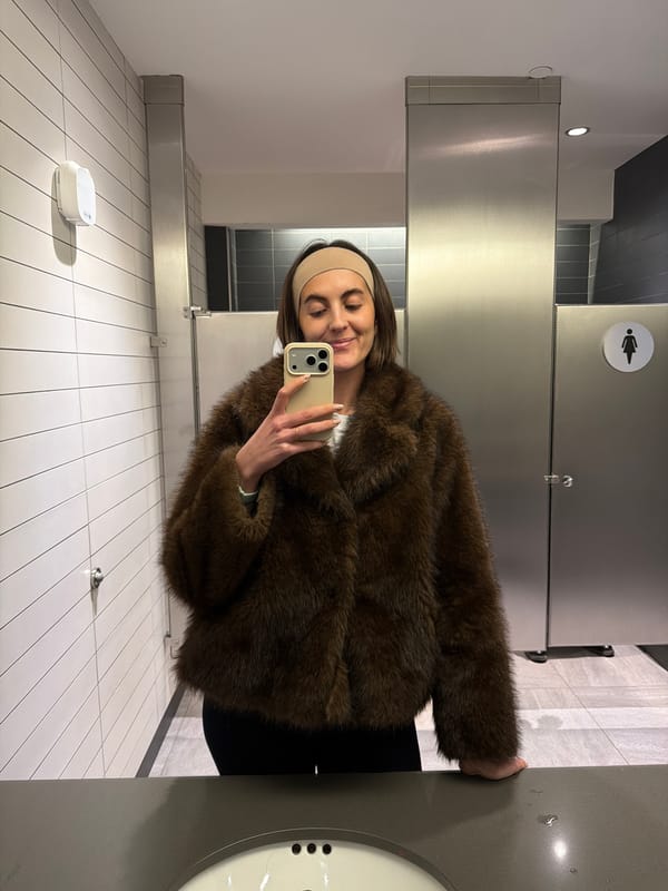 Evening moments captured in Laval: restroom selfie, street accordion performance