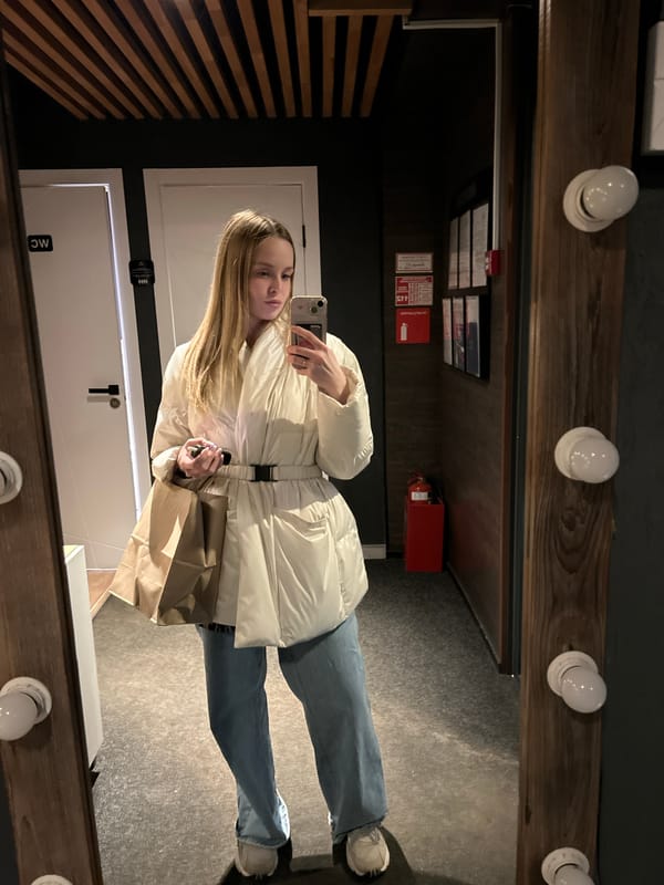 Casual moments captured in Chaikovsky during evening hours