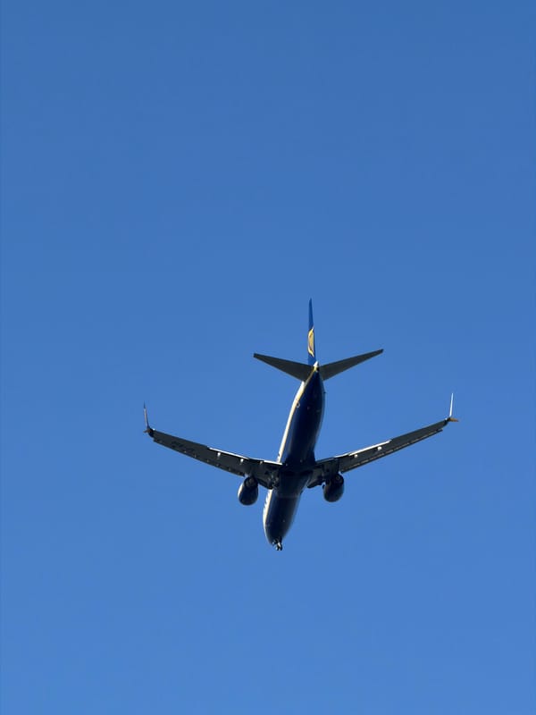 Ryanair flights over Burgas and a car in for bodywork