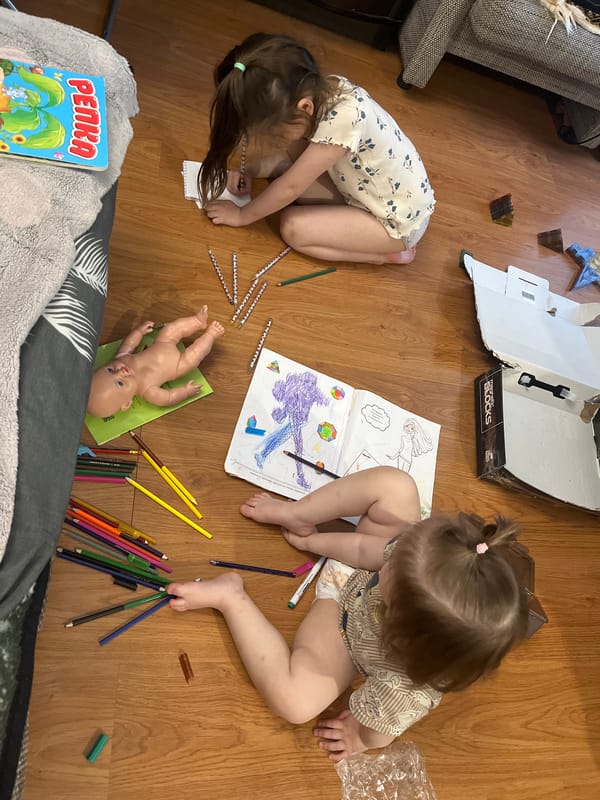 Children's daily moments documented across Samara on sunny afternoon