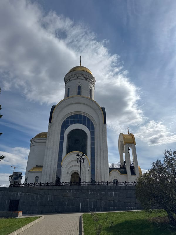 Family visit documented at Moscow's Victory Park memorial site