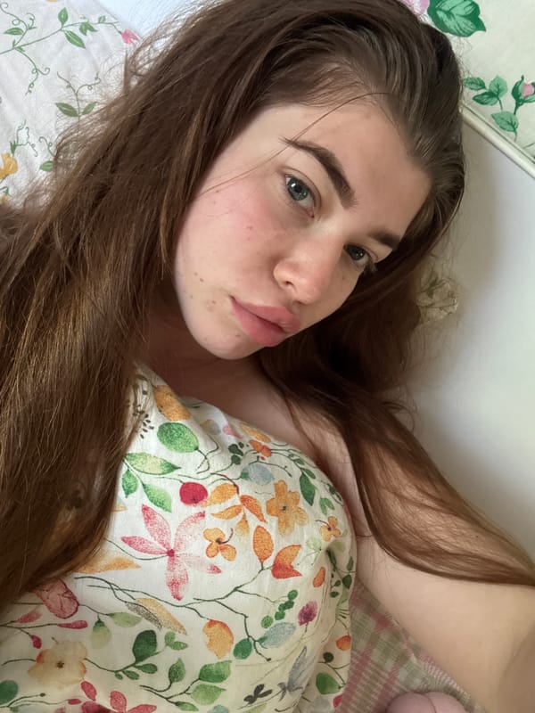 Morning bedroom moments captured in Мещёры, Russia