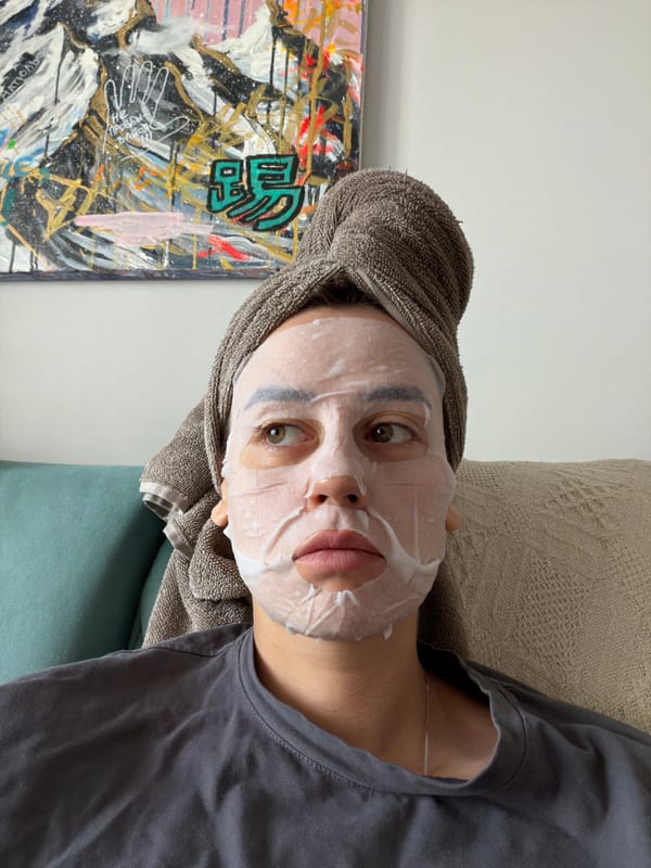 Sheet mask and cockatiel: a chill skincare moment in Krasnoyarsk