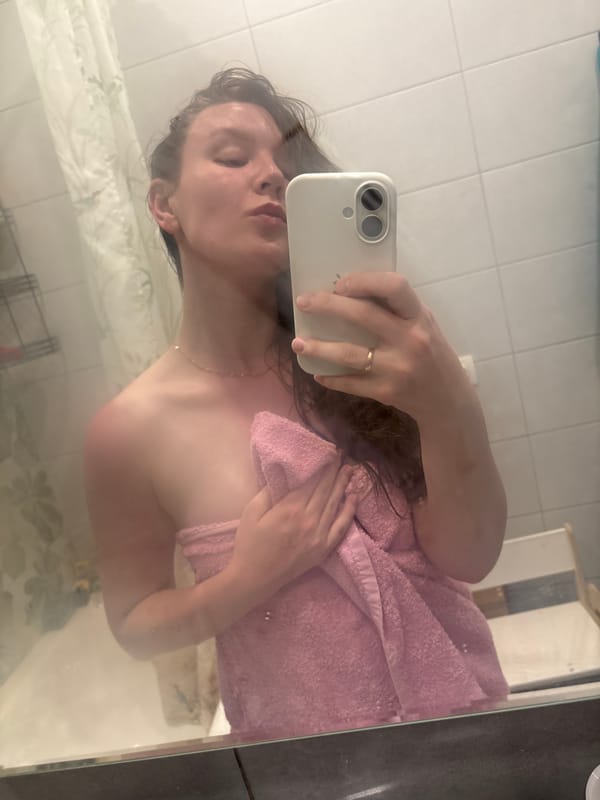 Domestic moments captured across Izhevsk homes during evening hour