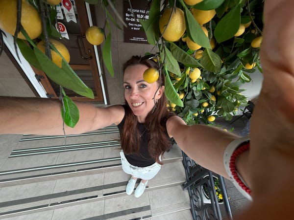 Women document morning cafe visits with selfies in Birobidzhan