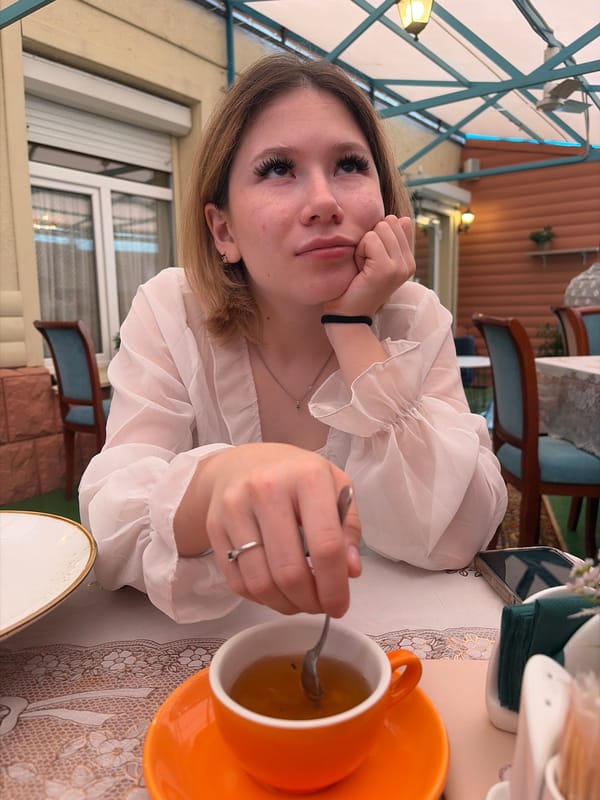 Lunch out at a café, food and faces at the table