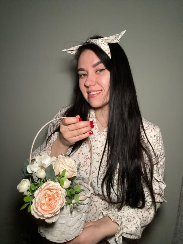 Evening portrait sessions and skincare routines documented in Chaikovsky