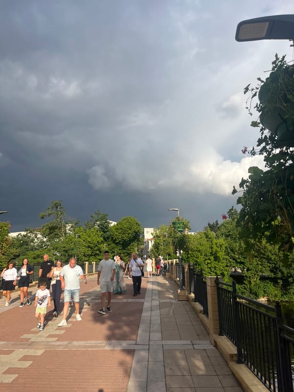 Waterfront park walk near Hotel Fundzha on a stormy afternoon