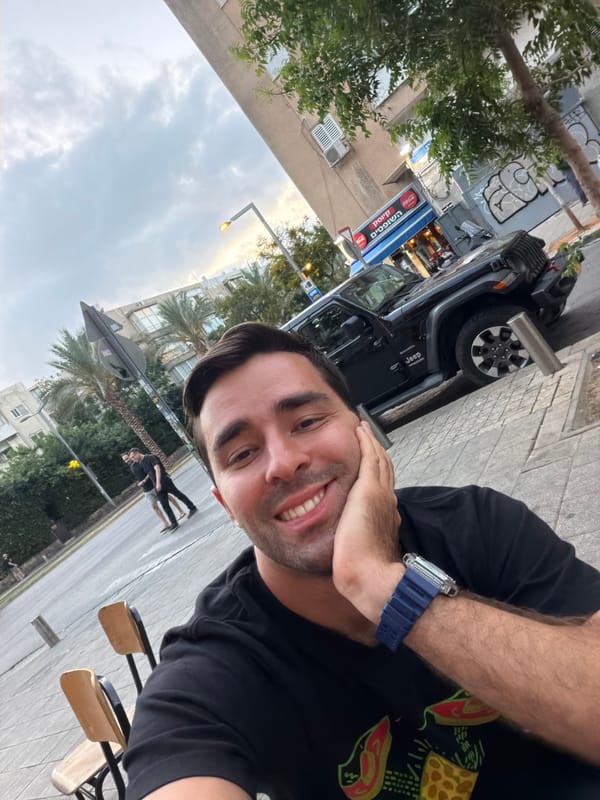 Man takes selfie with black Jeep in Tel-Aviv