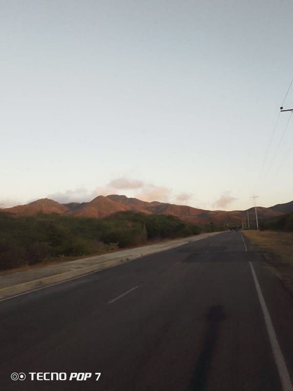 Mountain road landscapes documented in Altagracia, Venezuela
