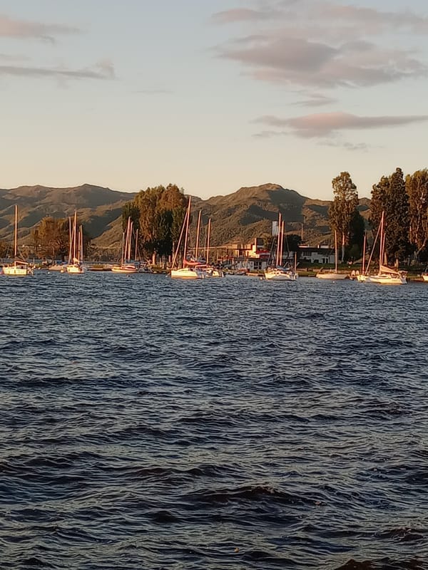 Golden hour lakeside scenes documented in Villa Carlos Paz