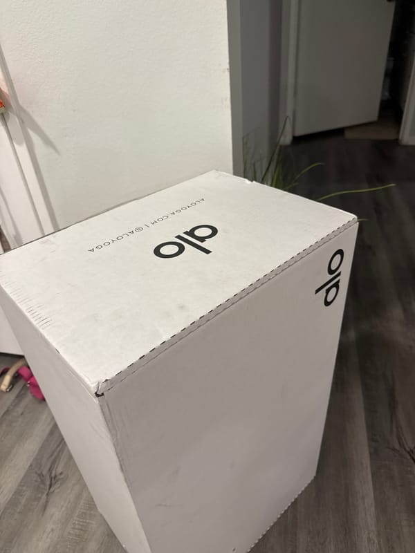 Alo yoga package delivered to Los Angeles residence
