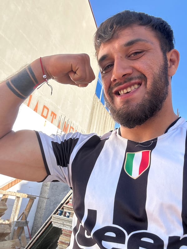 Man in Juventus jersey photographed during morning in Tsarevo