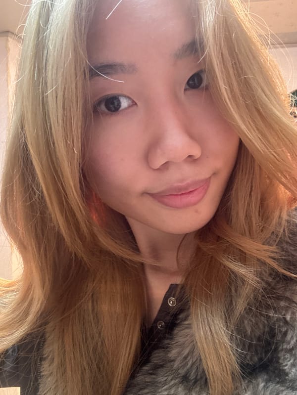 Woman photographed repeatedly in Chongqing district over morning hours