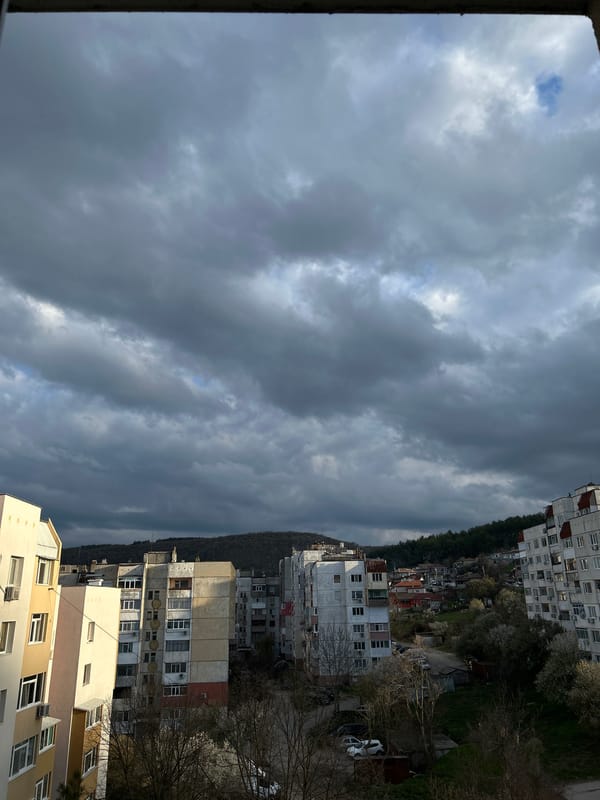 Witness documents everyday moments in Shumen, Bulgaria study space