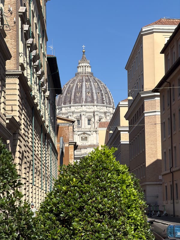 Morning wander through Rome's streets and landmarks