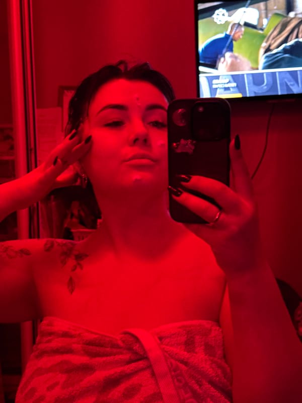 Woman documents skincare routine through selfies in Chaikovsky, Russia