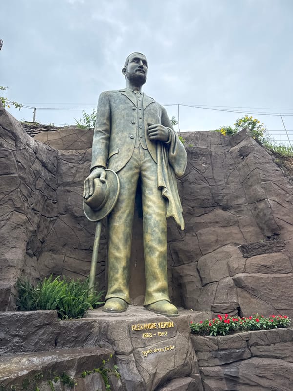 Da Lat's eclectic sculpture park, statues and all