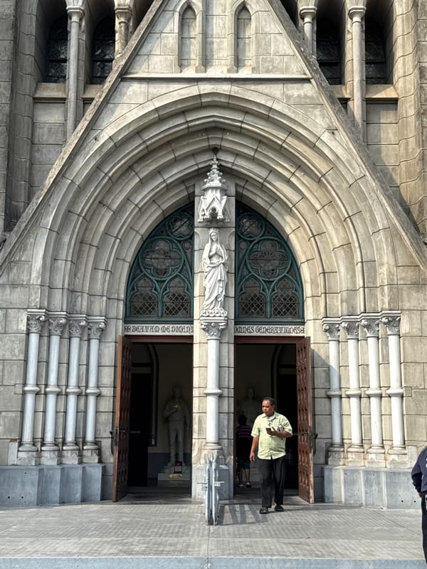 Photographer captures Jakarta Cathedral during morning visit