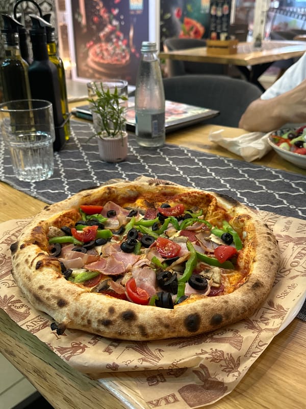 Lunch at Uno restaurant in Veliko Tarnovo, Bulgaria