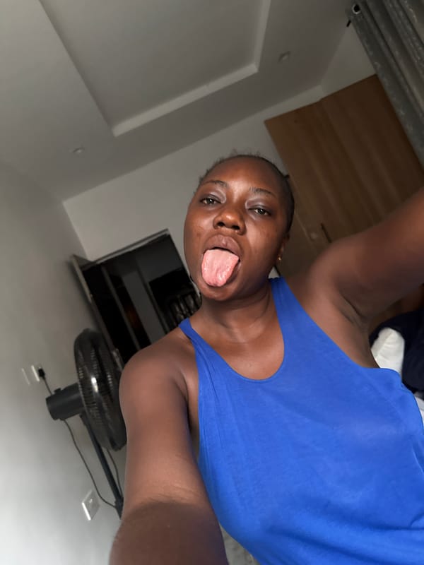 Nigerian woman documents morning routine in extended selfie session