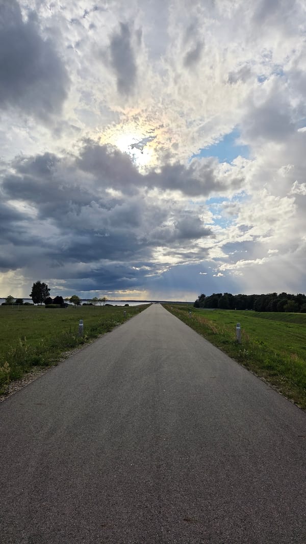 Overcast afternoon along the roads and riverbank of Salaspils