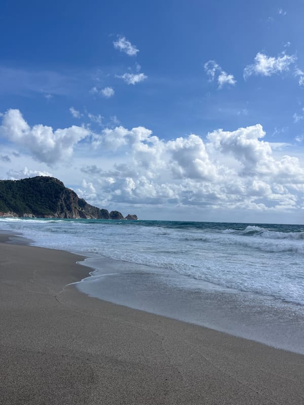 Beach scenes documented in Alanya, Turkey during late morning