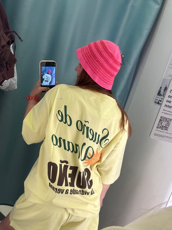 Woman documents shopping trip with fitting room selfies in Nizhny Novgorod