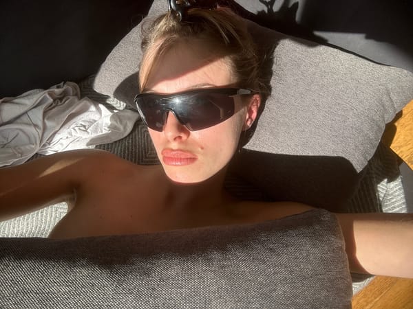 Everyday moments captured across Pantin during spring afternoon