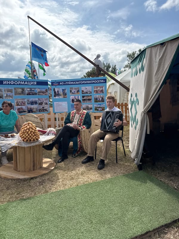 Agricultural exhibition showcases farm machinery and rural culture in Nurkeevo