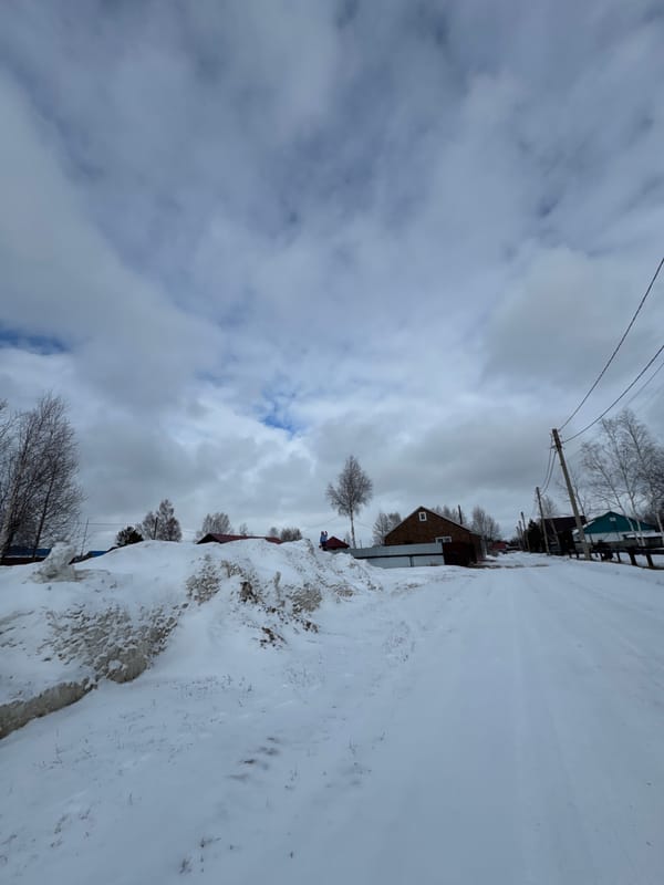 Winter life documented in Russian village Vysokiy