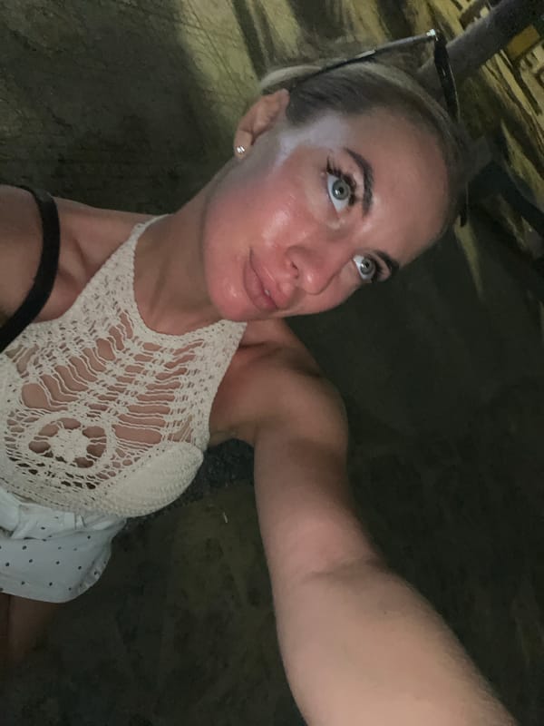 Nighttime beach promenade hang, selfies and street-level details