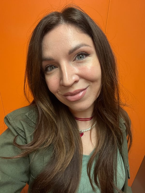 Young woman in green shirt observed in Kryvyi Rih