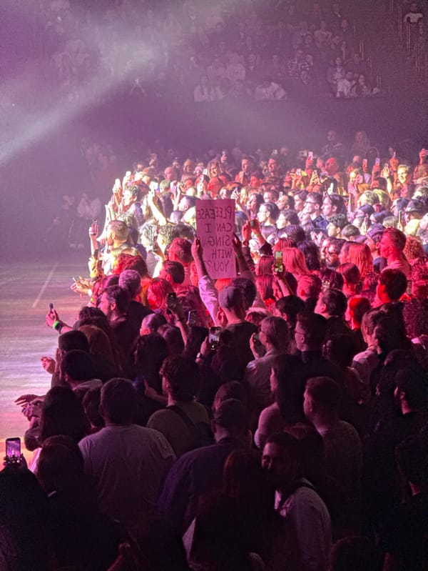 Major concert draws thousands to Yerevan arena complex