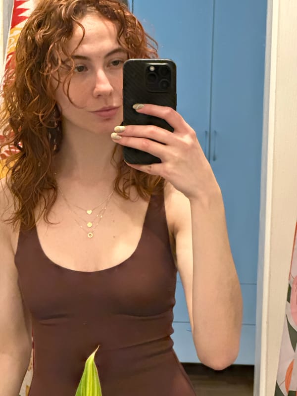 Woman documents morning routine with selfies, breakfast in Novi Sad