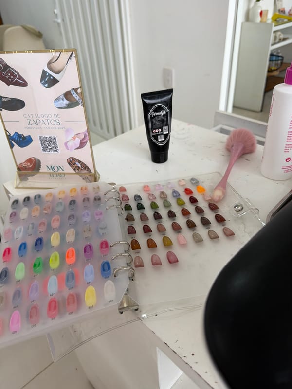 Beauty products spotted on table in Tuxtepec, Mexico
